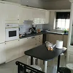 Maira 2, Amazing Family Apartment, 4 Bedroom 2 Ba, Swimming Pool, 150m To