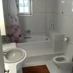 아파트 Maira 2, Amazing Family Apartment, 4 Bedroom 2 Ba, Swimming Pool, 150m To *