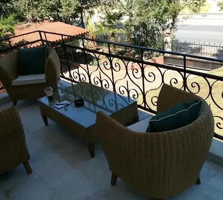 Maira 2, Amazing Family Apartment, 4 Bedroom 2 Ba, Swimming Pool, 150m To * Peraía