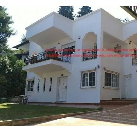 Maira 2, Amazing Family Apartment, 4 Bedroom 2 Ba, Swimming Pool, 150m To * Peraía