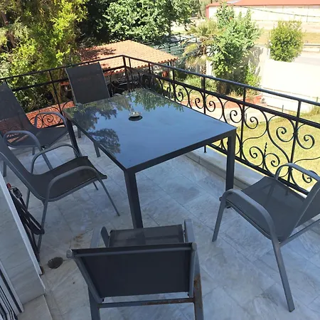 Maira 2, Amazing Family Apartment, 4 Bedroom 2 Ba, Swimming Pool, 150m To Apartmán